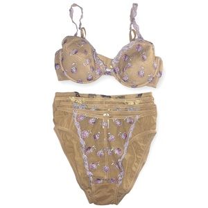 NWOT 5 Piece Bra/Panty Bundle